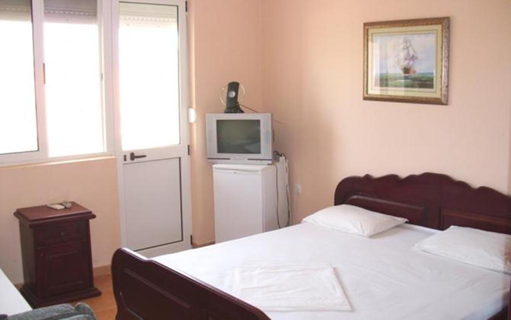 Di Vincenzo Inn Ulcinj Zimmer foto